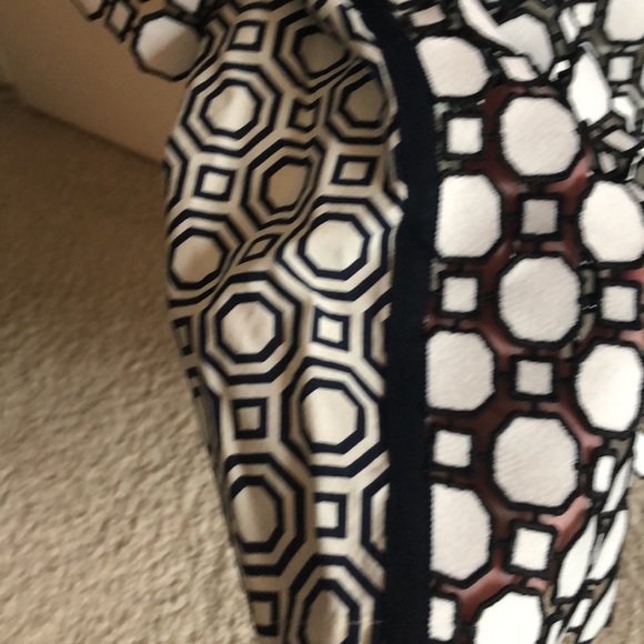 Tory Burch Navy & White Top - Picture 6 of 6